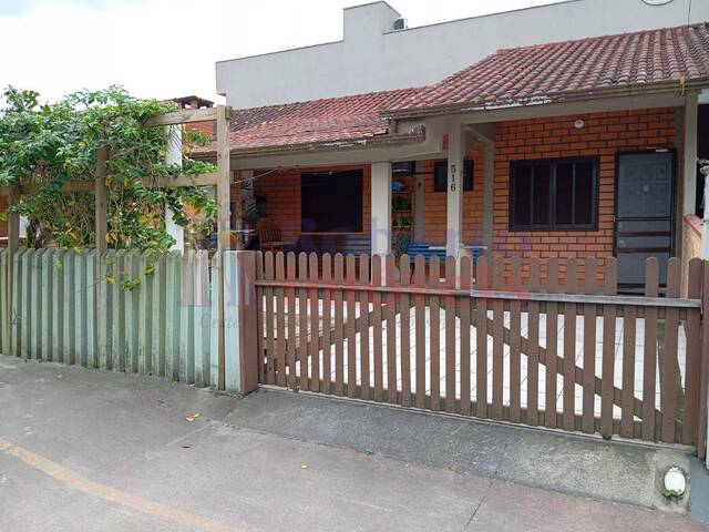 #801 - Casa para Venda em Itapoá - SC