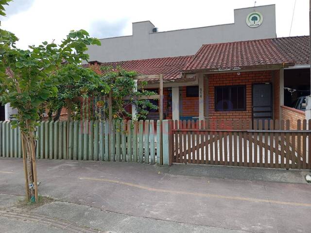 #801 - Casa para Venda em Itapoá - SC