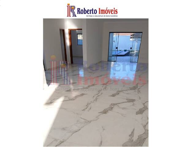 Sobrado para Venda em Itapoá - 4