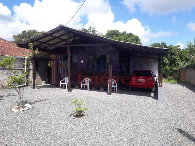 #831 - Casa para Venda em Itapoá - SC