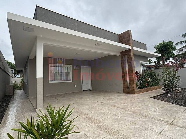#830 - Casa para Venda em Itapoá - SC